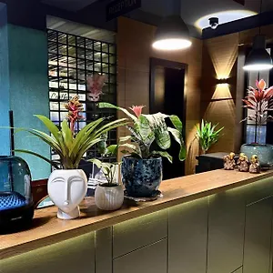 https://vila-90-boutique-hotel.hotels-in-tirana.com